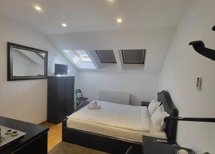 Buget Arena Nationala Mega Mall Monza Apartamento *